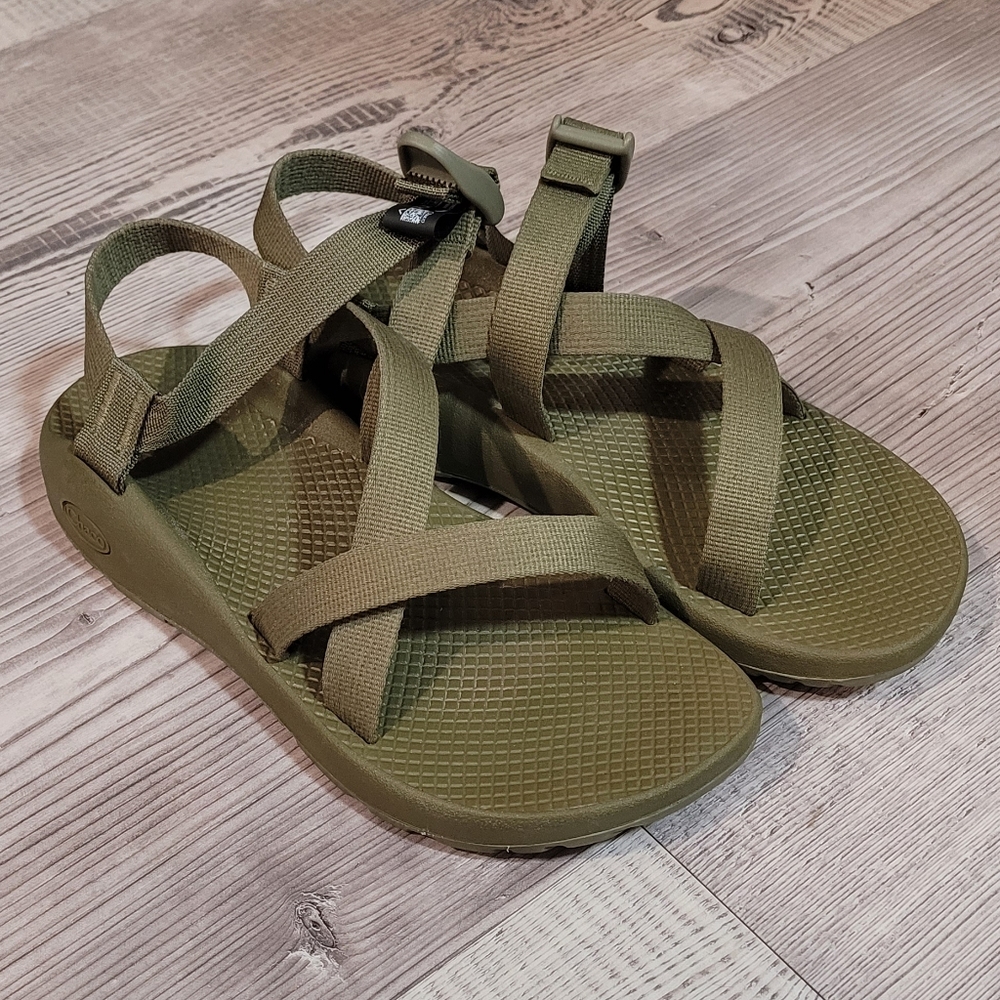 Women's Green Chacos